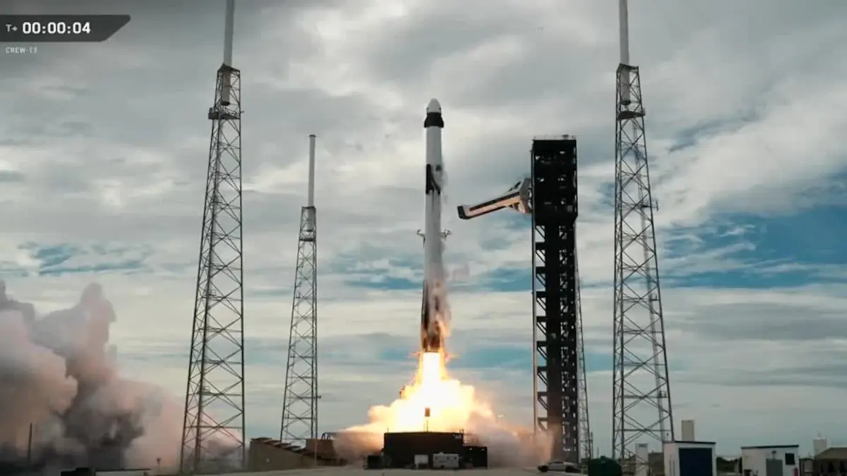 Canadian astronaut launches with four-member crew for ISS