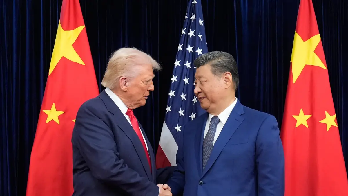 China’s Xi receives rare planeside welcome from Trump as he visits Washington
