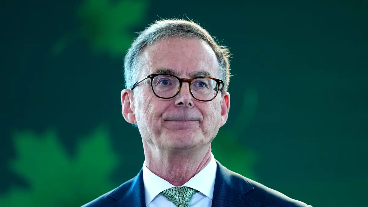 Looming rate hike raises the question: Is it better to battle inflation or win the trade war?
