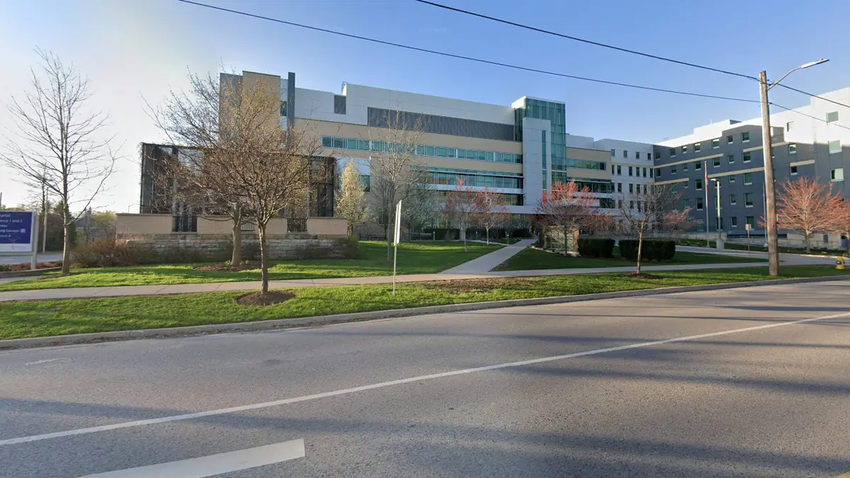 Ontario hospital in deficit cutting over 100 nursing roles, adding other positions