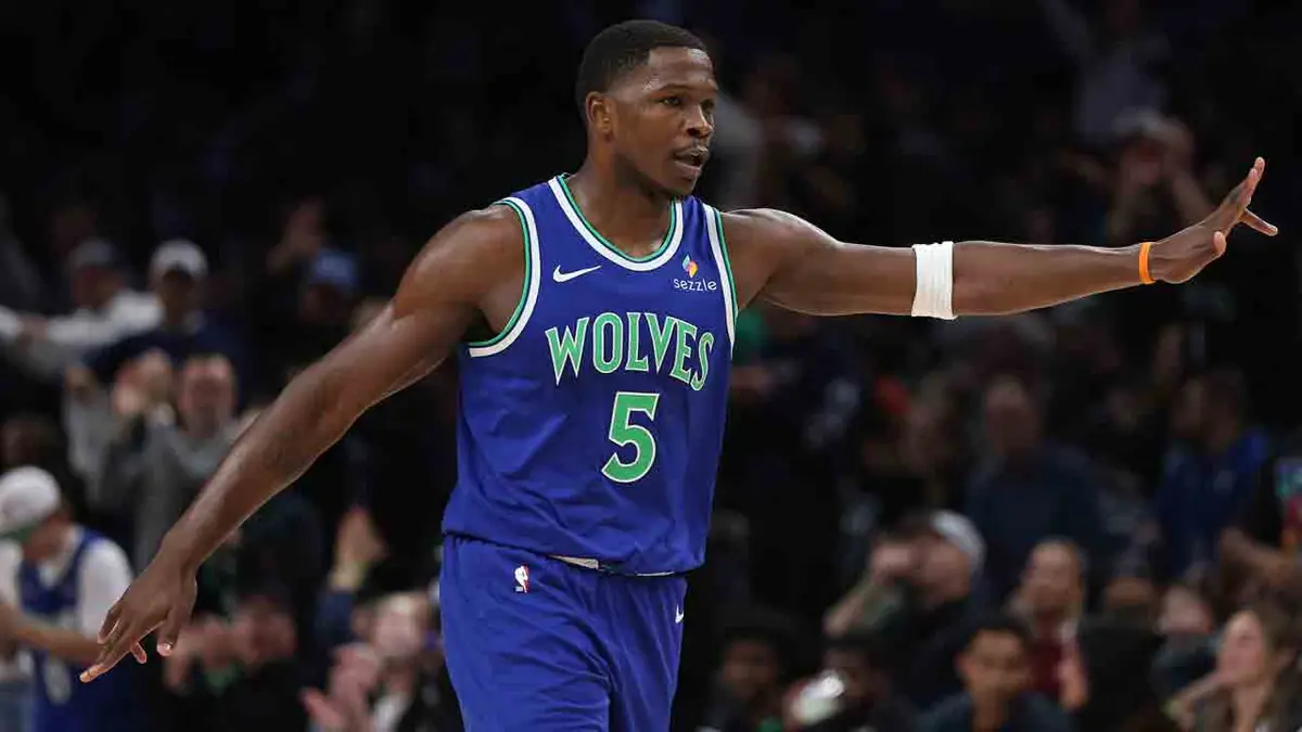 Report: Anthony Edwards to undergo knee surgery, miss up to two months