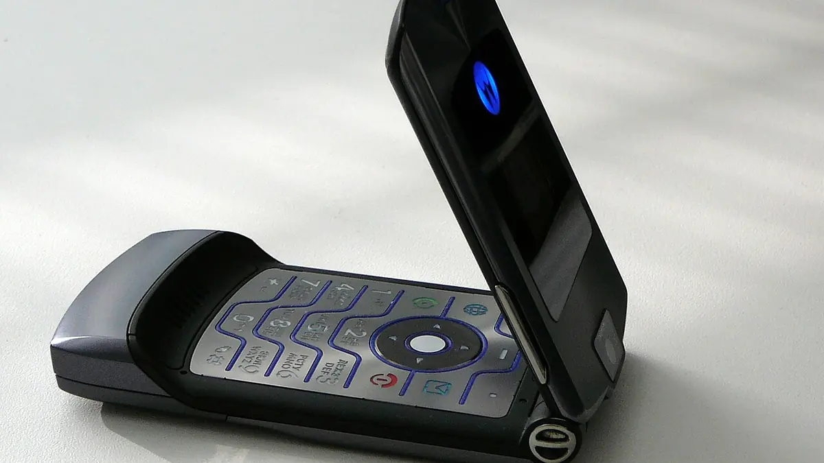 T-Mobile is giving away the Motorola Razr+ for free — how to qualify